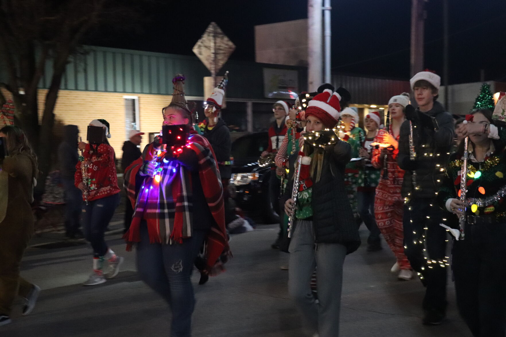121121StClairChristmasParade10.JPG